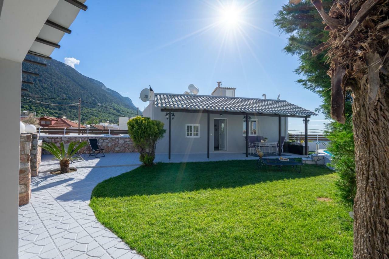 Fontana Luxury Villa Salakos With Pool Near Beach Екстер'єр фото