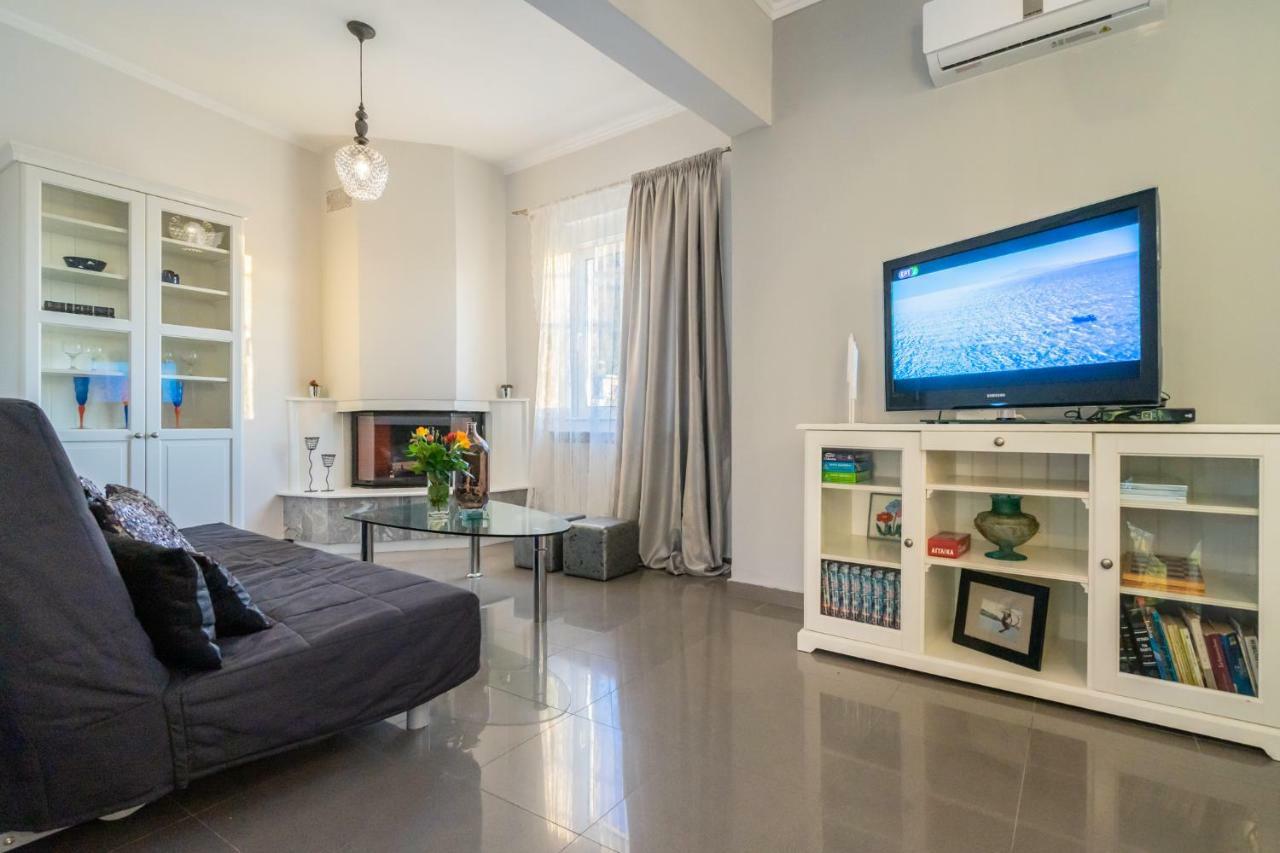 Fontana Luxury Villa Salakos With Pool Near Beach Екстер'єр фото